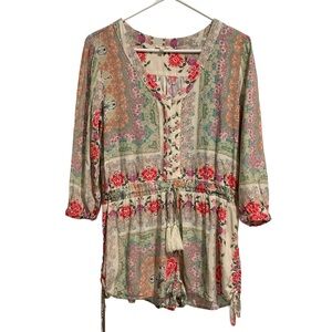 En Creme Floral Romper Front Buttons 3/4 Sleeves‎